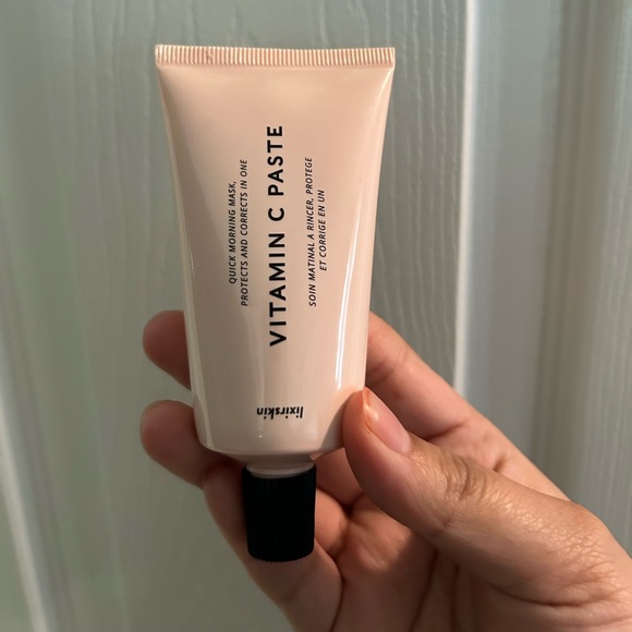 Lixirskin Vitamin C Facial Paste - Picture 3 of 5